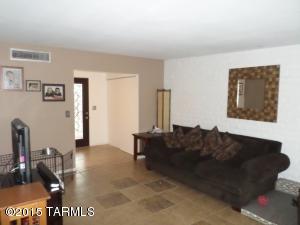 7000 E Brooks Dr, Tucson, AZ 85730 photo 6