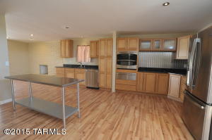 7605 E Hampton Pl, Tucson, AZ 85715 photo 11