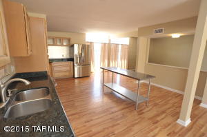 7605 E Hampton Pl, Tucson, AZ 85715 photo 5