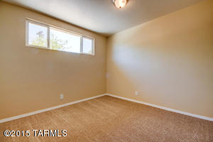 7130 E Sylvane Dr, Tucson, AZ 85710 photo 18