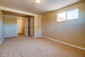 7130 E Sylvane Dr, Tucson, AZ 85710 photo 12