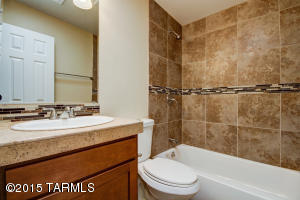 7130 E Sylvane Dr, Tucson, AZ 85710 photo 16