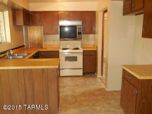 9272 E Walnut Tree Dr, Tucson, AZ 85749 photo 5