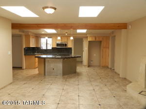 7901 E Beverly St, Tucson, AZ 85710 photo 9