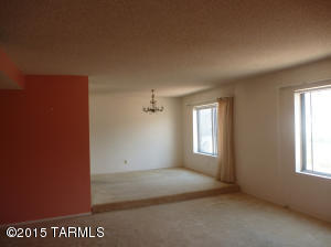 8935 E Maple Leaf Dr, Tucson, AZ 85710 photo 19
