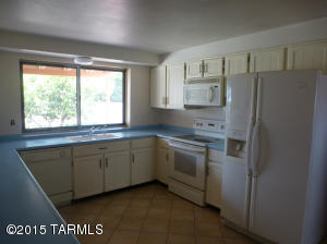 8935 E Maple Leaf Dr, Tucson, AZ 85710 photo 17