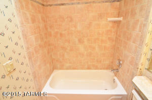 1574 E Painted Colt Loop, Tucson, AZ 85719 photo 24