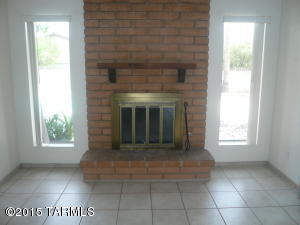 9517 E 3rd St, Tucson, AZ 85748 photo 5