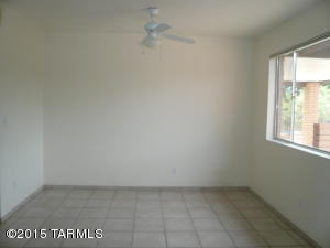 9517 E 3rd St, Tucson, AZ 85748 photo 7