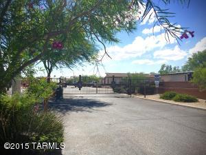 6226 E Thunder River Dr, Tucson, AZ 85756 photo 4