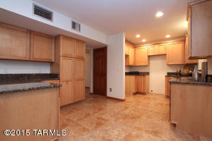 4975 E River Rd, Tucson, AZ 85718 photo 11