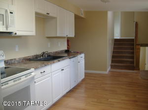 8001 E 18th Pl, Tucson, AZ 85710 photo 1