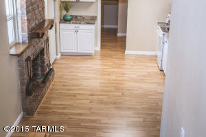 8001 E 18th Pl, Tucson, AZ 85710 photo 5