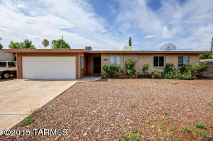 8532 E 18th St, Tucson, AZ 85710 photo 3
