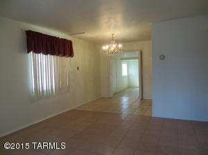 5812 E 29th St, Tucson, AZ 85711 photo 5
