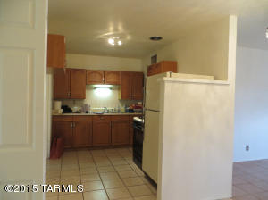 5812 E 29th St, Tucson, AZ 85711 photo 3