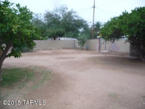 426 E Knox Dr, Tucson, AZ 85705 photo 4