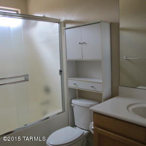 8402 E Sarnoff Ridge Loop, Tucson, AZ 85710 photo 11