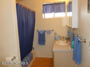 1341 E Morris Ln, Benson, AZ 85602 photo 11