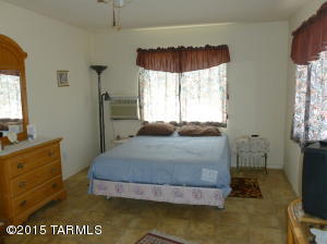 1341 E Morris Ln, Benson, AZ 85602 photo 13
