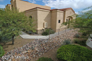 632 E Weckl Pl, Tucson, AZ 85704 photo 1