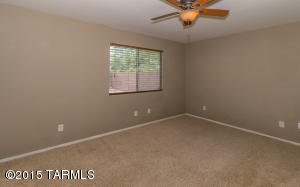 9978 E Apache Rain Dr, Tucson, AZ 85748 photo 7