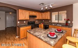 9978 E Apache Rain Dr, Tucson, AZ 85748 photo 4