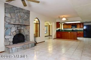 8801 E Saddleback Dr, Tucson, AZ 85749 photo 6