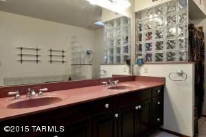 8801 E Saddleback Dr, Tucson, AZ 85749 photo 12