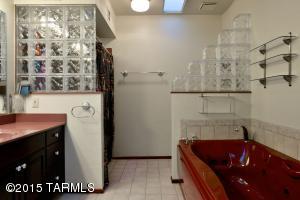 8801 E Saddleback Dr, Tucson, AZ 85749 photo 13