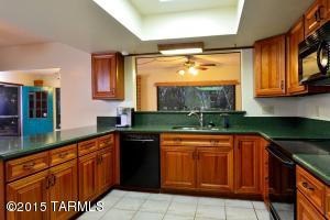 8801 E Saddleback Dr, Tucson, AZ 85749 photo 8
