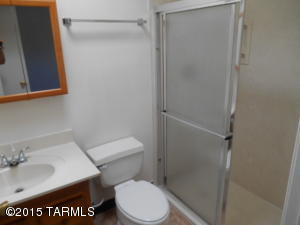 7549 E 27th St, Tucson, AZ 85710 photo 9