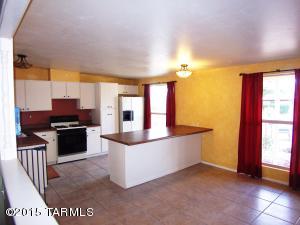 9642 E Deer Trl, Tucson, AZ 85748 photo 4