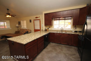 5249 E 20th St, Tucson, AZ 85711 photo 7