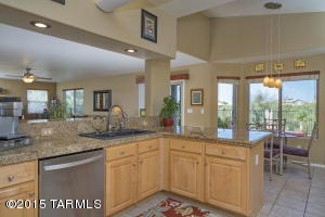 10242 E Buffaloberry Loop, Tucson, AZ 85748 photo 15