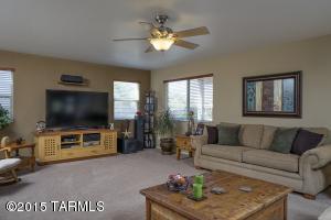 10242 E Buffaloberry Loop, Tucson, AZ 85748 photo 9