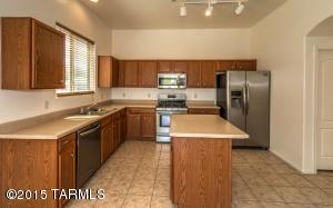 673 E Pima Meadows Dr, Vail, AZ 85641 photo 2