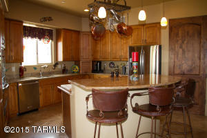 9325 S Old Soldier Trl, Vail, AZ 85641 photo 5