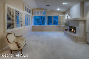 5664 E Circulo Terra, Tucson, AZ 85750 photo 3