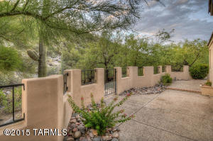 5664 E Circulo Terra, Tucson, AZ 85750 photo 11