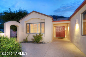 5664 E Circulo Terra, Tucson, AZ 85750 photo 2