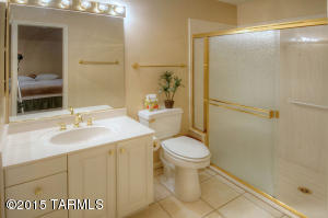 5664 E Circulo Terra, Tucson, AZ 85750 photo 18