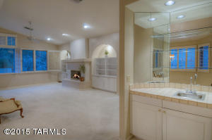 5664 E Circulo Terra, Tucson, AZ 85750 photo 6