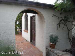 2355 E Hampton St, Tucson, AZ 85719 photo 2