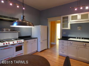 643 E 6th St, Tucson, AZ 85705 photo 2