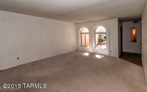 583 E Savannah St, Vail, AZ 85641 photo 8