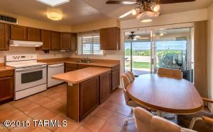 583 E Savannah St, Vail, AZ 85641 photo 4