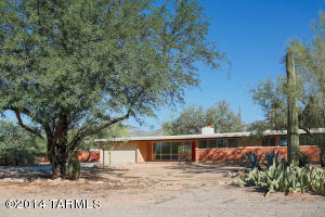 8821 E Hawk Pl, Tucson, AZ 85749 photo 1