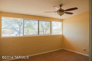 8821 E Hawk Pl, Tucson, AZ 85749 photo 5