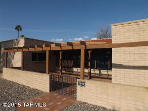 7849 E Highview Pl, Tucson, AZ 85750 photo 3